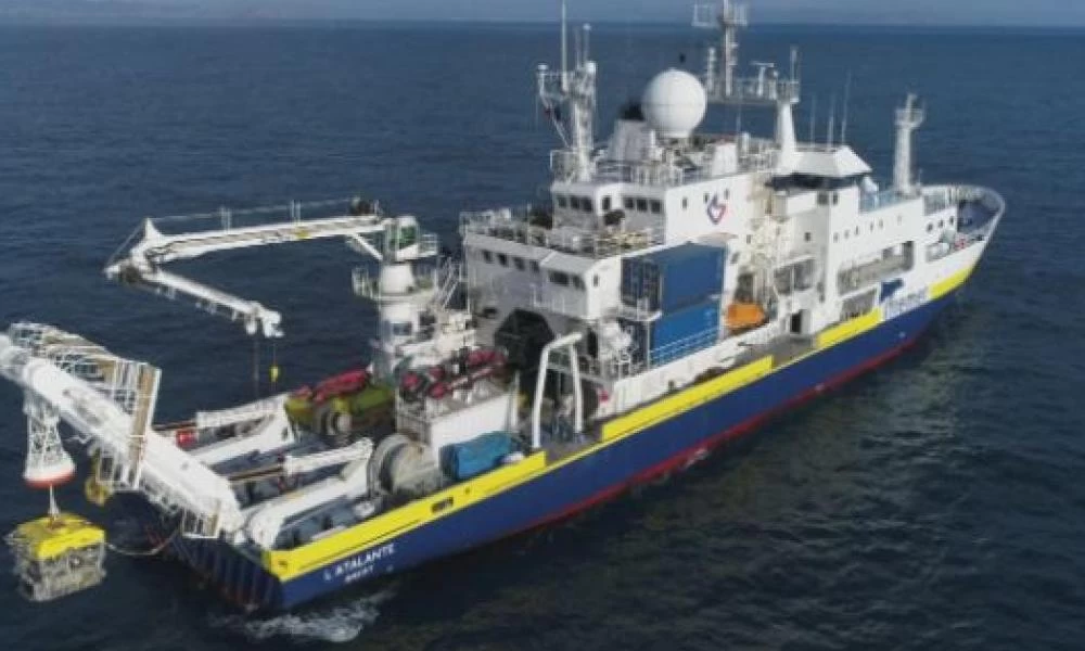 Τουρκικό πολεμικό πλοίο απειλεί γαλλικό ερευνητικό νότια της Κρήτης!